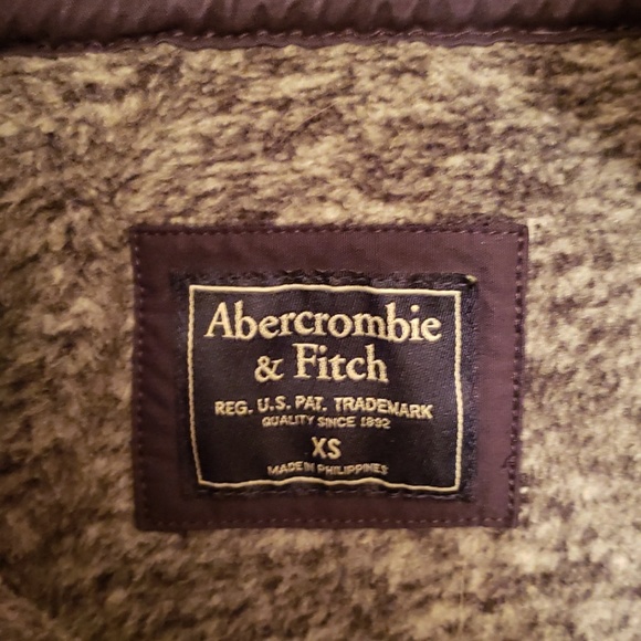 Abercrombie asymmetrical side snap sweater - Picture 6 of 6